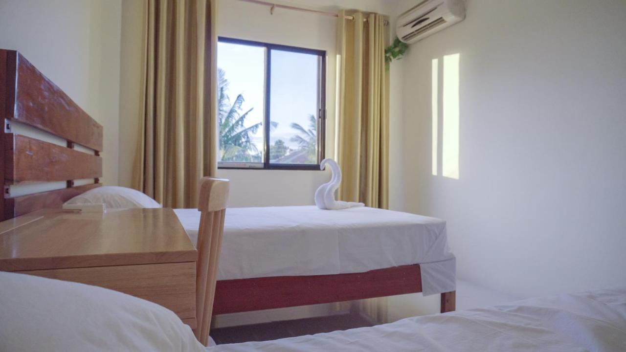 Speed 8 Inn Moalboal Dış mekan fotoğraf